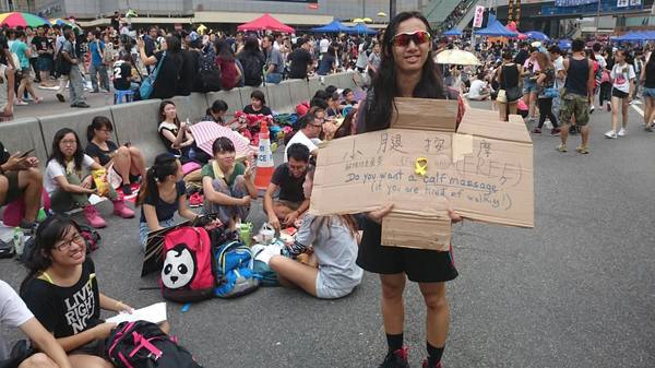 Sinh viên Hong Kong đi biểu tình Sinh viên Hong Kong đi biểu tình