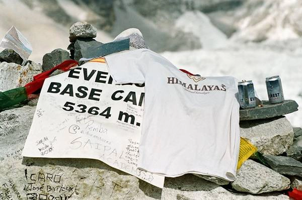 Tại EBC ở độ cao 5.364 m.