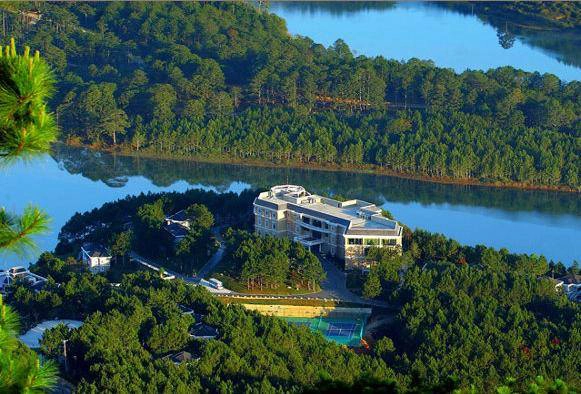 Dalat Edensee Lake Resort & Spa