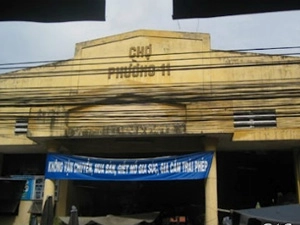 Chợ Bà Hoa TP HCM - iVIVU.com