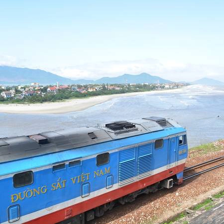 Vịnh Lăng Cô. Ảnh: Lâm Minh Hiệp Vịnh Lăng Cô. Ảnh: Lâm Minh Hiệp