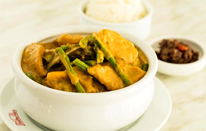 6-mon-chua-an-coi-nhu-chua-den-manila-ivivu-5