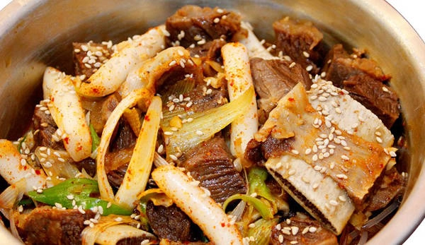 7-dia-chi-cho-nguoi-me-mon-an-sieu-cay-o-seoul-ivivu-4