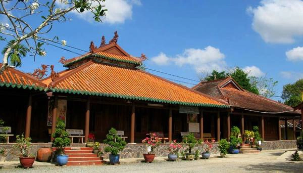 Chùa Tôn Thạnh. Ảnh: thuvienhoasen.org Chùa Tôn Thạnh. Ảnh: thuvienhoasen.org