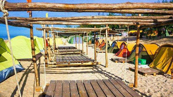 Mỗi góc ở bãi biển đều được trang trí rất bắt mắt Mỗi góc ở bãi biển đều được trang trí rất bắt mắt