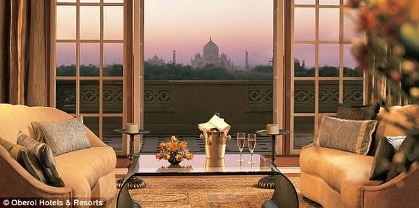 Khách sạn Oberoi Amarvilas Agra