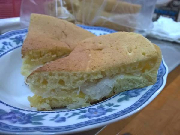 Bánh dừa ngon khó cưỡng. Ảnh: Tiểu Duy Bánh dừa ngon khó cưỡng. Ảnh: Tiểu Duy