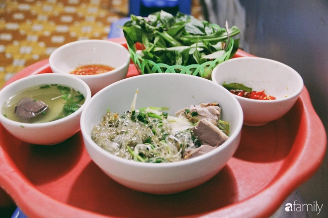 ha-noi-7-quan-bun-mien-ngan-tron-khong-biet-qua-phi-de-chong-choi-voi-mua-oi-buc-ivivu-7