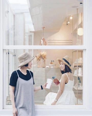 Ảnh check-in thôi có cần phải xinh thế này không? (Ảnh: @t.ccs)