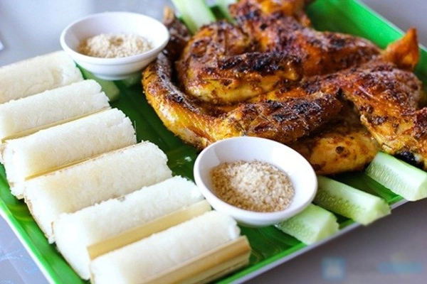 8-dac-san-cua-pho-nui-gia-lai-ai-di-xa-deu-nho-ivivu-3