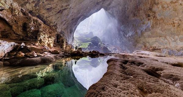 Hang động Sơn Đoòng càng khiến địa danh này càng trở thành điểm đến đáng mơ ước của mọi tín đồ du lịch. Ảnh: Nationalgeographic. Hang động Sơn Đoòng càng khiến địa danh này càng trở thành điểm đến đáng mơ ước của mọi tín đồ du lịch. Ảnh: Nationalgeographic.
