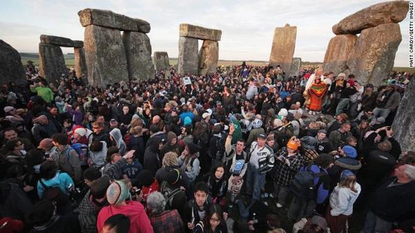 Bãi đá cổ Stonehenge, Anh