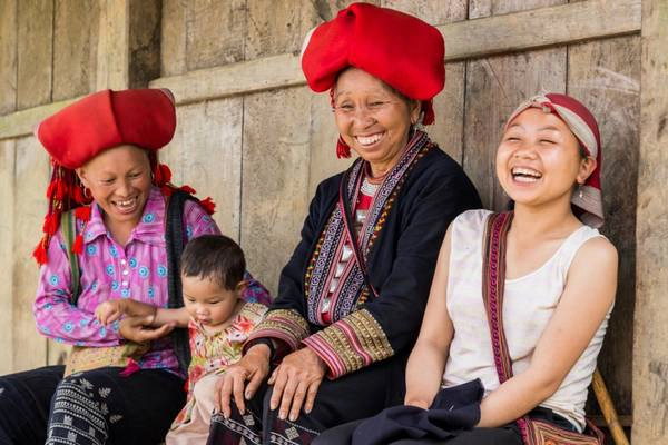  Cuộc sống bình yên nơi những bản làng ở Sapa. Ảnh: Buffalotours.com