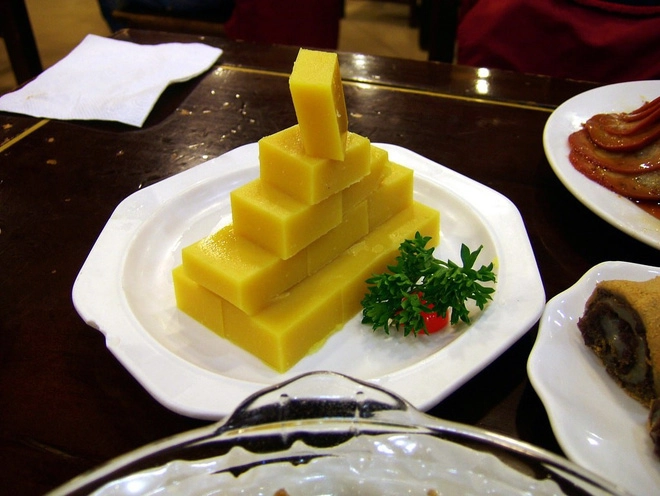 Wandouhuang (Pea Cake) | © Toby Oxborrow / Flickr Wandouhuang (Pea Cake) | © Toby Oxborrow / Flickr