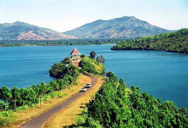 Vẻ đẹp của Biển Hồ. Ảnh: Thuonghieuvn Vẻ đẹp của Biển Hồ. Ảnh: Thuonghieuvn