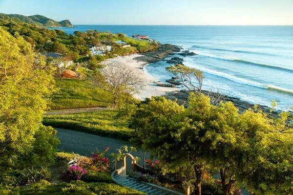Rancho Santana, Nicaragua: Khu nghỉ dưỡng rộng 1.092 ha nằm bên bờ Thái Bình Dương. Nơi đây có những nhà nghỉ mang phong cách Tây Ban Nha cùng 5 bãi biển tuyệt đẹp. 