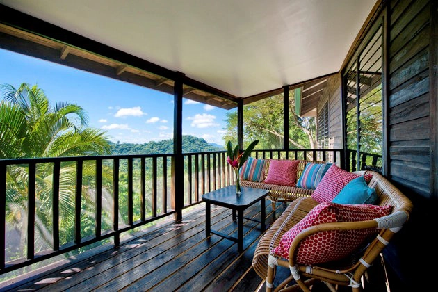 Belcampo Belize, Punta Gorda, Belize: Khu bảo tồn sinh thái có không gian riêng tư với chỉ 16 phòng suite. Du khách không được xem tivi mà tha hồ ngắm chim chóc, tham gia học làm chocolate, hay tham quan các trang trại.