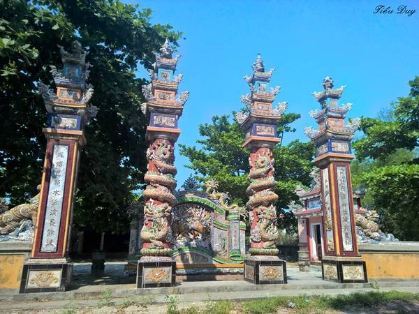 Kiến trúc nhà tổ được thiết kế tinh xảo. Ảnh: Tiểu Duy Kiến trúc nhà tổ được thiết kế tinh xảo. Ảnh: Tiểu Duy