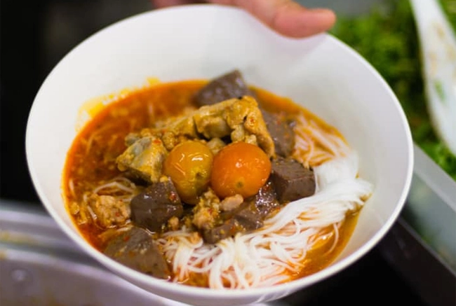 9-mon-dac-san-khong-ngon-mat-nhung-da-mieng-o-mien-bac-thai-lan-ivivu-2