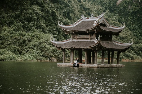 adrian-anh-tuan-va-son-doan-phai-long-ve-dep-ninh-binh-mua-dong-ivivu-3