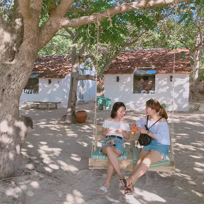 ai-cung-muon-di-ngay-binh-lap-sau-khi-xem-xong-album-cua-co-nang-9x-nay-ivivu-21