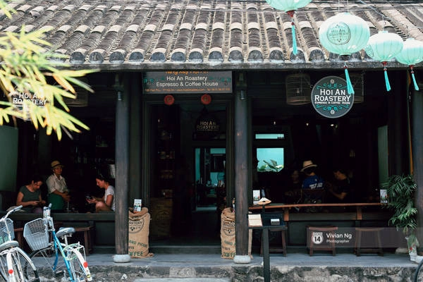 ai-sap-di-hoi-an-nho-ghi-chu-6-quan-cafe-moi-va-cuc-xinh-nay-ivivu-24
