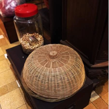 Đến Cục Gạch thì bạn chẳng biết được hôm đó mình sẽ được ăn gì. Ảnh: absoluterx