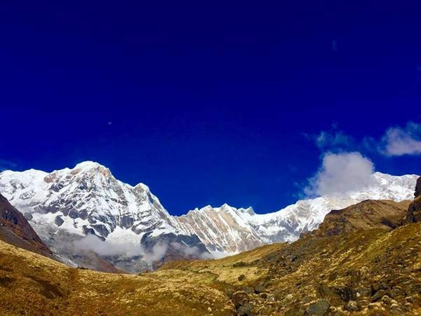 Vẻ hùng vĩ của Annapurrna Base Camp.