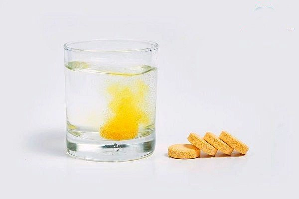 Có bầu uống C sủi được không