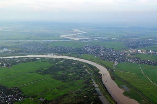 ba-cach-ngam-vinh-ha-long-tu-tren-cao-hop-tui-tien-ivivu-2