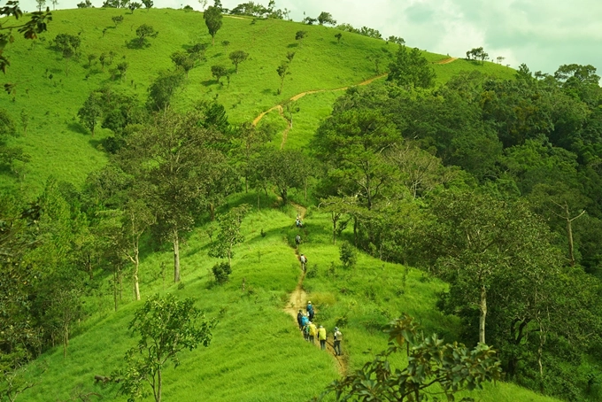 ba-cung-duong-trekking-3-ngay-2-dem-cho-dip-le-2-9-ivivu-1