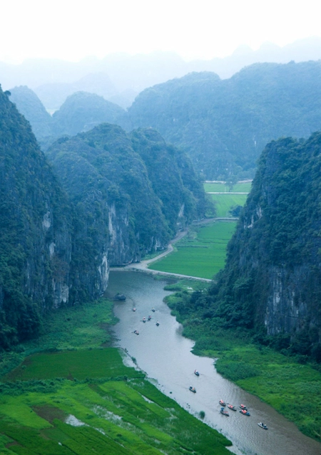 ba-diem-den-noi-tieng-cho-mot-ngay-du-ngoan-ninh-binh-ivivu-5
