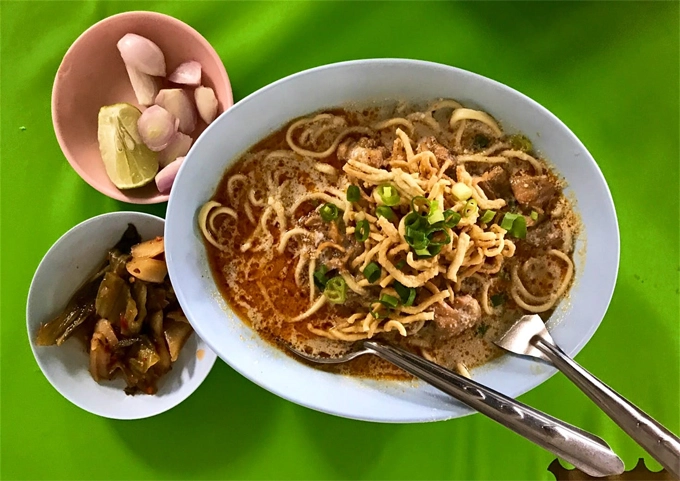 ba-dieu-dang-yeu-o-chiang-mai-thanh-pho-giao-thoa-qua-khu-va-hien-tai-ivivu-2