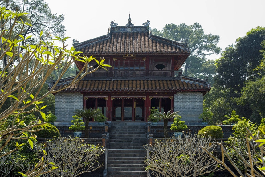 ba-lang-tam-nhung-vi-vua-trieu-nguyen-noi-tieng-ivivu-22