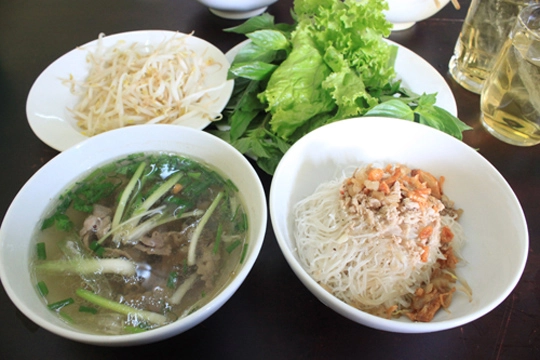 Phở khô Gia Lai - iVIVU.com