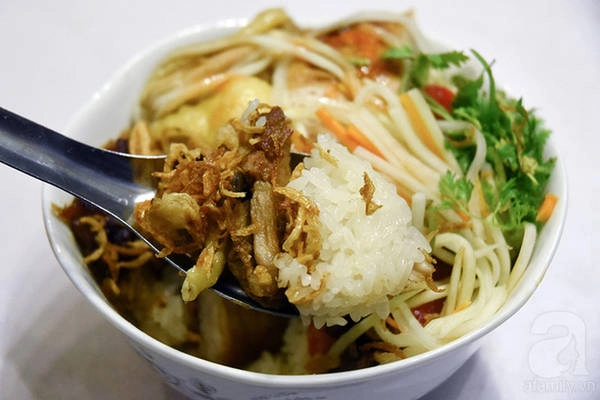bach-mai-con-pho-thien-duong-cho-hoi-thich-qua-chieu-me-an-dem-ha-noi-ivivu-17