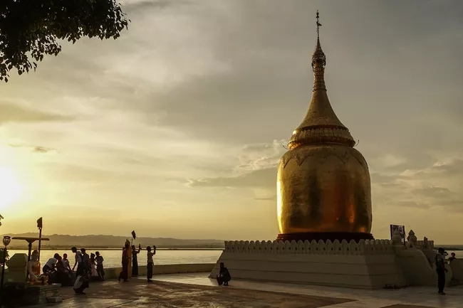 bagan-la-mien-co-tich-o-myanmar-cho-nhung-tin-do-du-lich-thoa-suc-kham-pha-ivivu-3