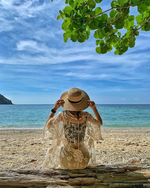 bai-dam-trau-va-nhung-diem-check-in-khong-the-bo-qua-khi-den-con-dao-ivivu-10