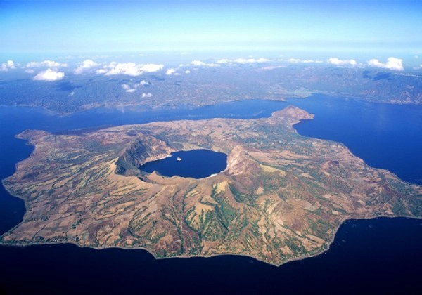 Taal Volcano - Đảo Luzon Phillipines - Ảnh: oddarena.com Taal Volcano - Đảo Luzon Phillipines - Ảnh: oddarena.com