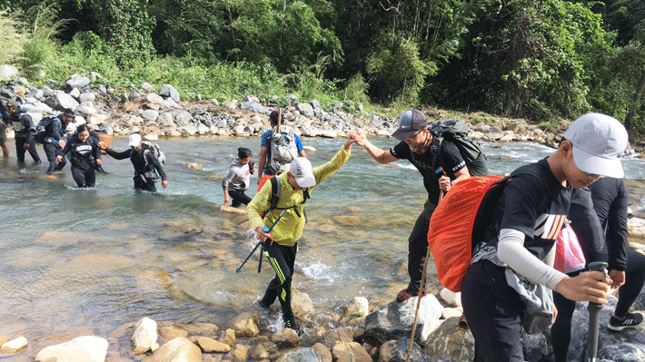 Các đoàn trekking Tà Giang