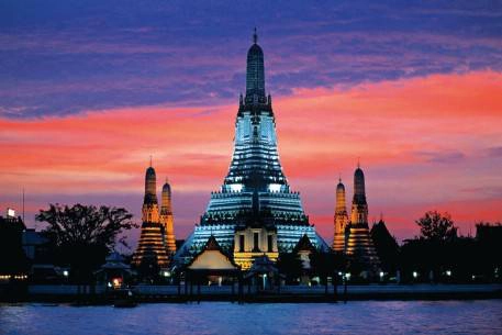 Wat Arun (Temple of Dawn), Bangkok, Thailand