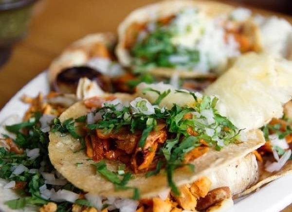 Chiếc bánh Tacos nổi tiếng của người Mexico Chiếc bánh Tacos nổi tiếng của người Mexico