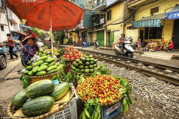 cuoc-song-tren-duong-tau-9-ivivu