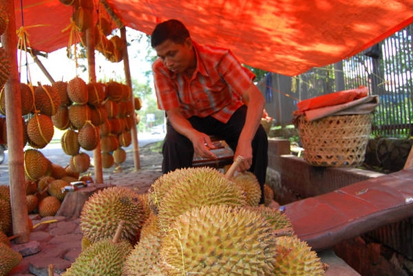 bat-mi-5-bi-mat-de-an-ngon-bo-re-y-nhu-nguoi-ban-dia-khi-den-singapore-ivivu-6