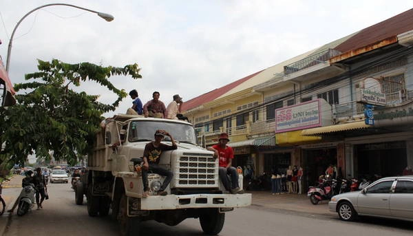 Battambang-thanh-pho-tieng-chim-10-ivivu