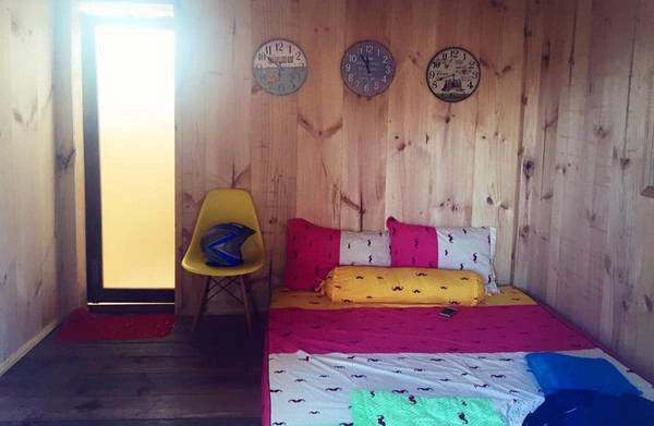 Đa dạng màu sắc bên trong mỗi Beach Hut Đa dạng màu sắc bên trong mỗi Beach Hut