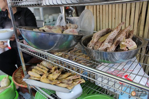 ben-canh-bun-ngan-nhan-ha-noi-cung-con-5-hang-bun-ngan-ngon-xuat-sac-ivivu-14