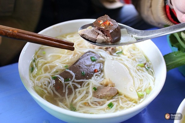 ben-canh-bun-ngan-nhan-ha-noi-cung-con-5-hang-bun-ngan-ngon-xuat-sac-ivivu-13