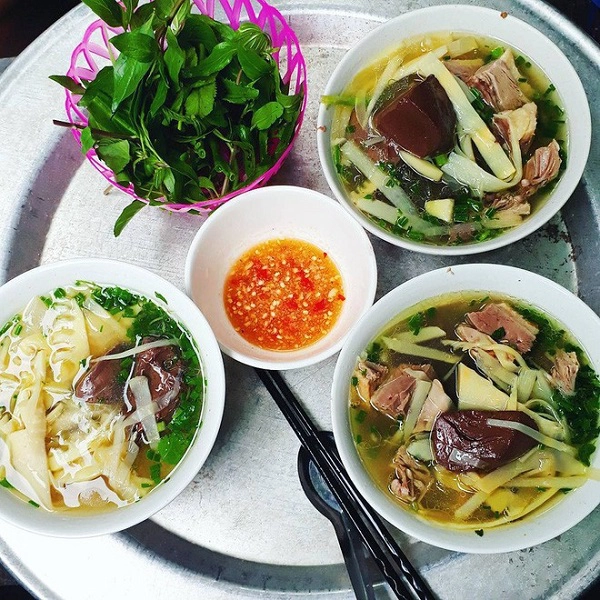 ben-canh-bun-ngan-nhan-ha-noi-cung-con-5-hang-bun-ngan-ngon-xuat-sac-ivivu-20