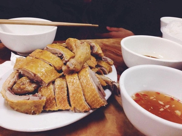 ben-canh-bun-ngan-nhan-ha-noi-cung-con-5-hang-bun-ngan-ngon-xuat-sac-ivivu-9